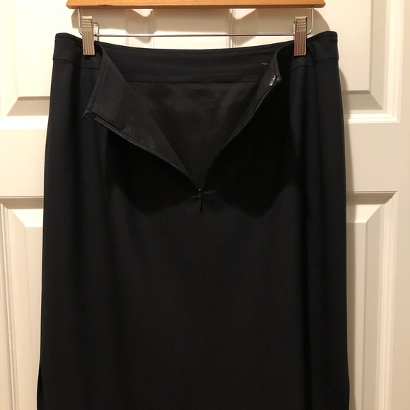 NWOT ESCADA for Saks Fifth Avenue Black Pencil Skirt w/ 2 Side Slits, Sz EUR 42 - Picture 14 of 16